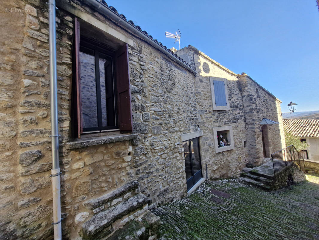 Maison à SAIGNON