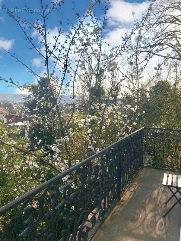 Appartement à LE RAINCY