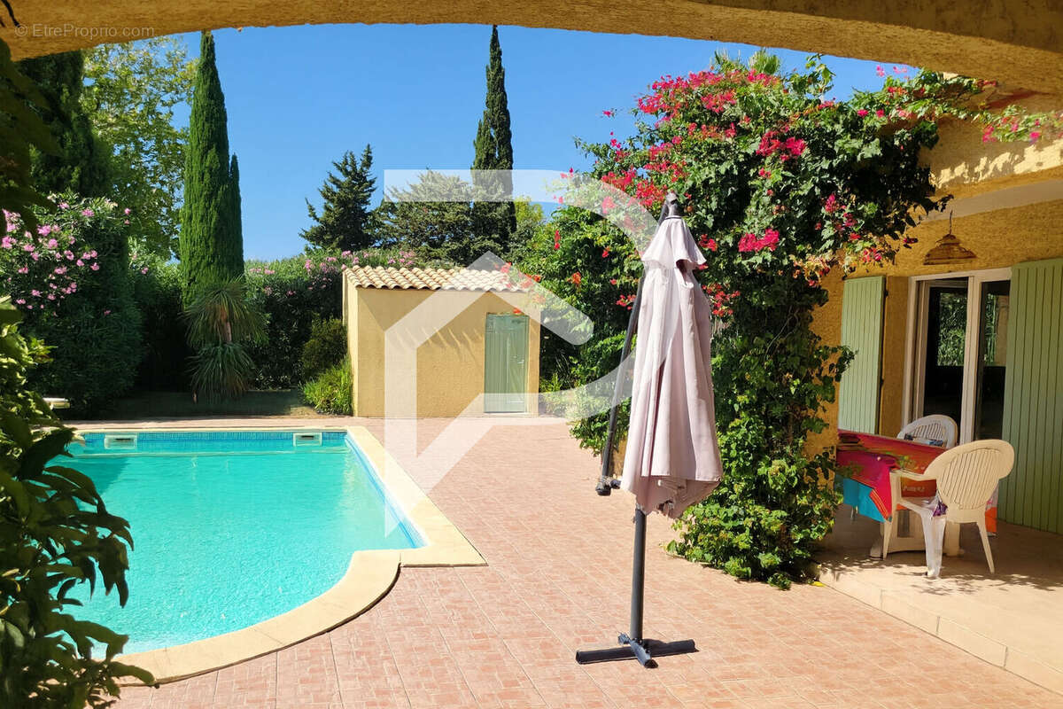 Maison à SAINT-CYPRIEN