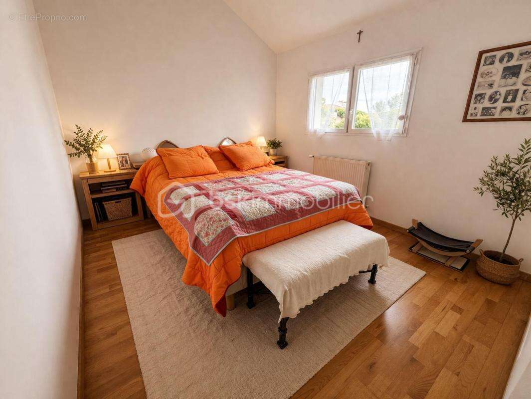 Maison à MARLY-LA-VILLE