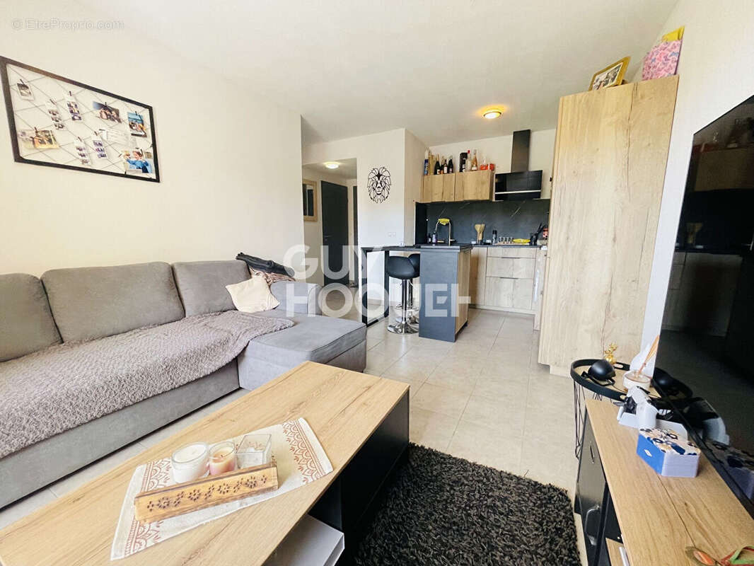 Appartement à JUVIGNAC