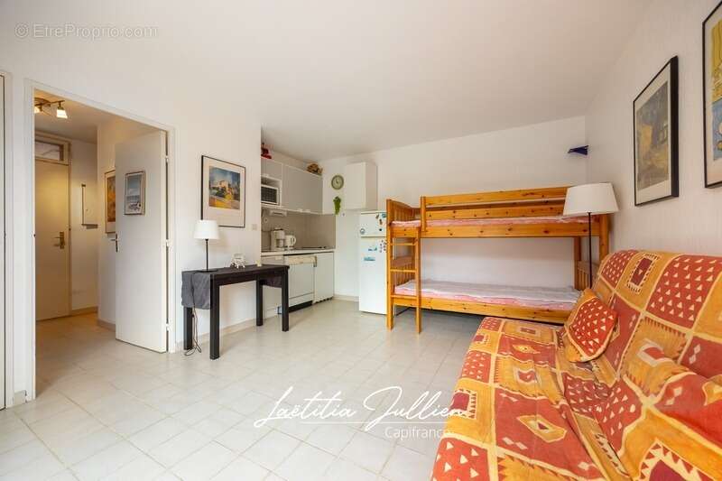 DEPT VAR - LE LAVANDOU Cavalière – Studio 26m² 4 couchages avec terrasse de 11m² plein Sud au calme, parking et plage à pied - photo 7