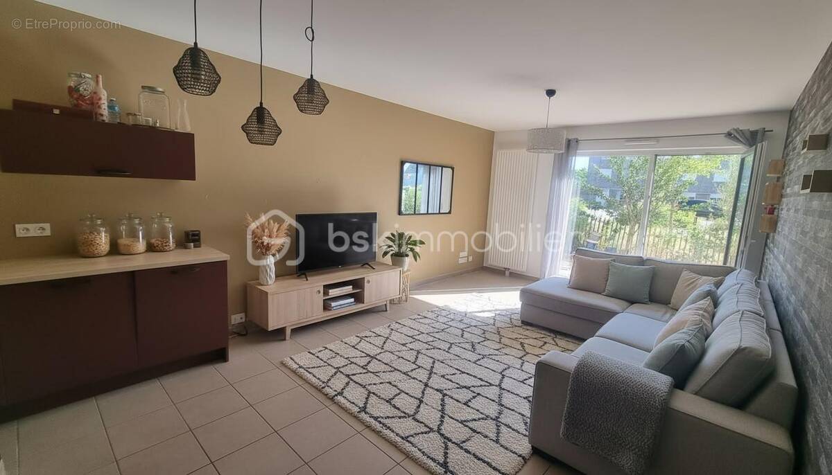 Appartement à LE RHEU