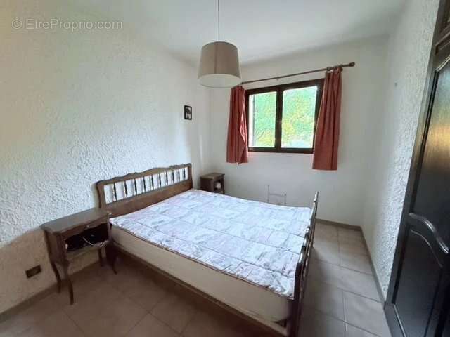 Maison à ROUSSILLON