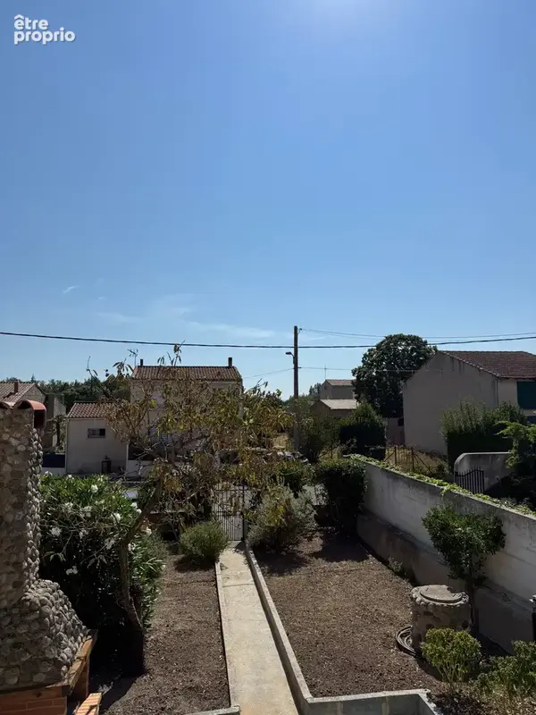 Maison de village avec jardin et garage - photo 17
