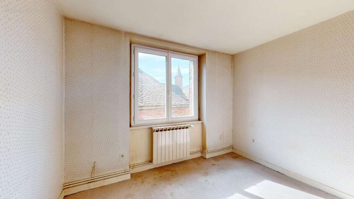Appartement à SAINT-CHRISTOPHE-VALLON