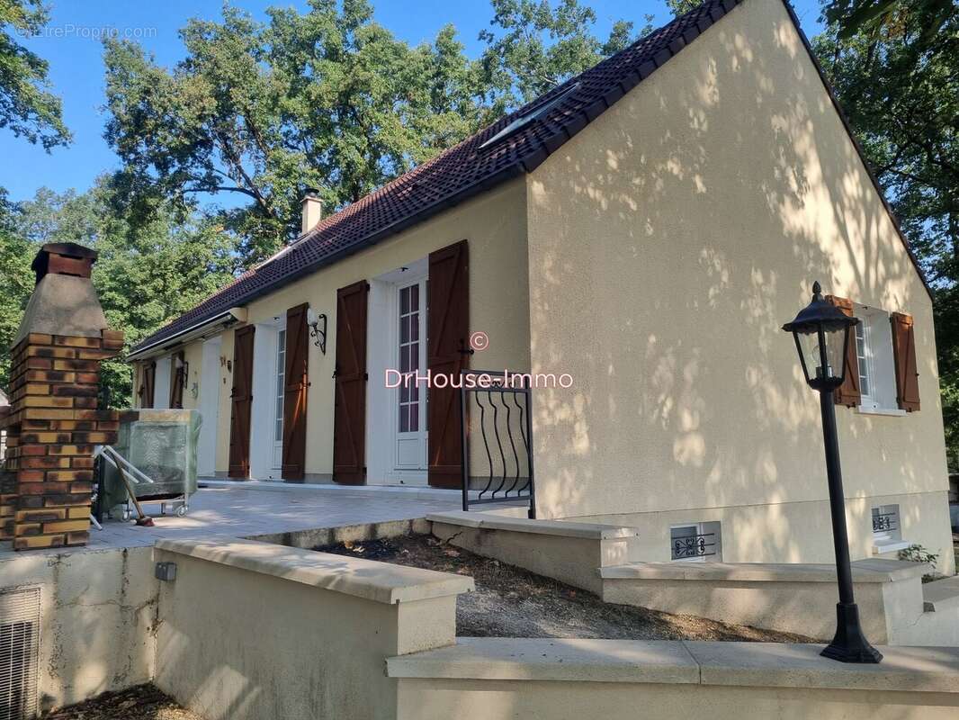 Maison 123 m² à Saint-Germain-Des-Pres  - photo 5
