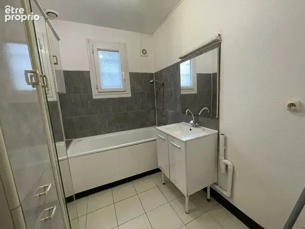 Maison - 83m ² - photo 4