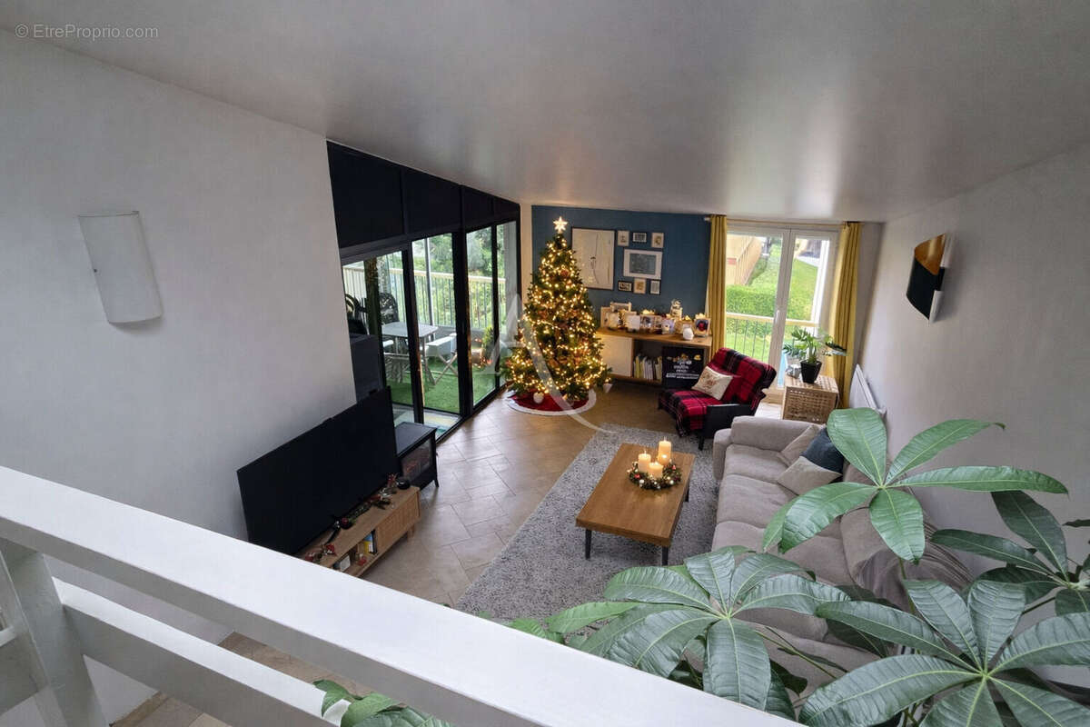 Appartement à TORCY