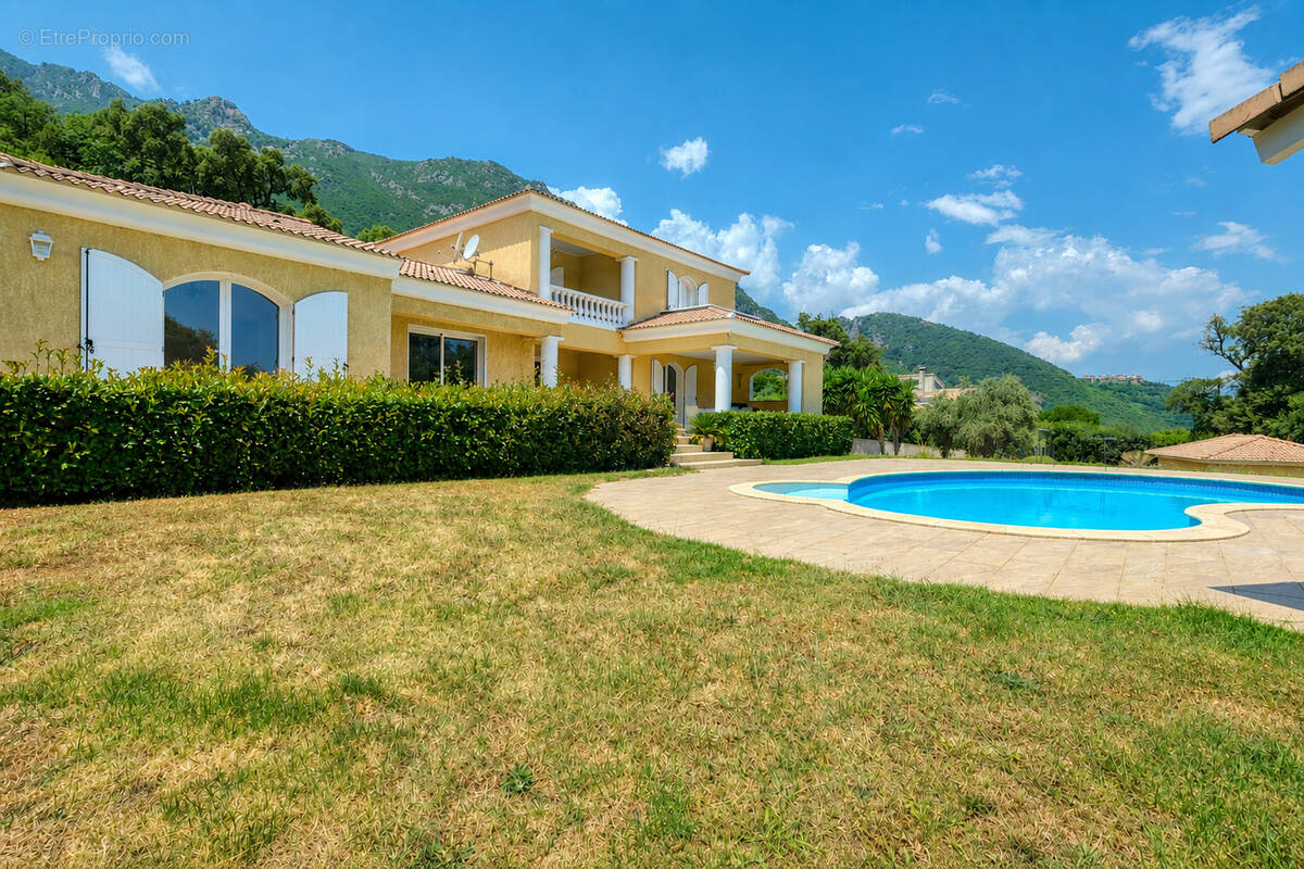 Maison à SANTA-MARIA-POGGIO