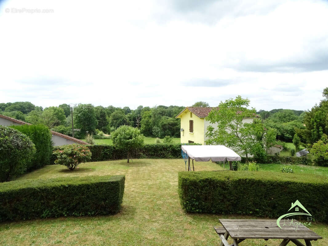 Maison à SAINT-CHRISTOPHE