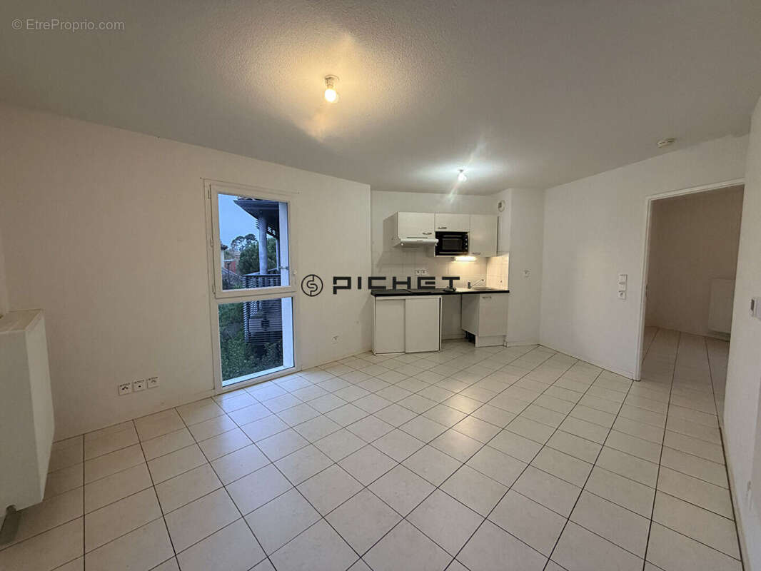 Appartement à SAINT-JEAN-D&#039;ILLAC