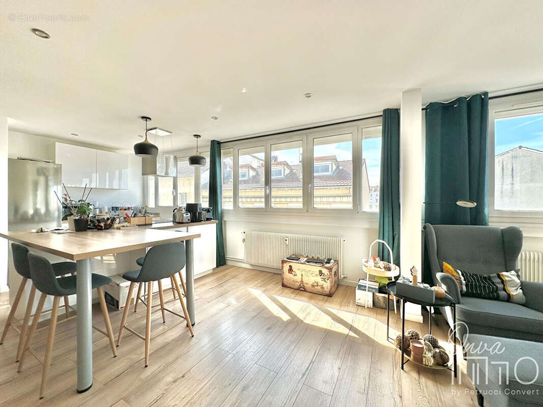 Appartement à VILLEURBANNE