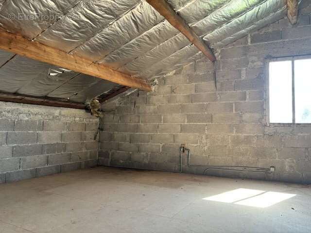 Maison 4 chambres 2sdb's, jardin 852 m2 - photo 12