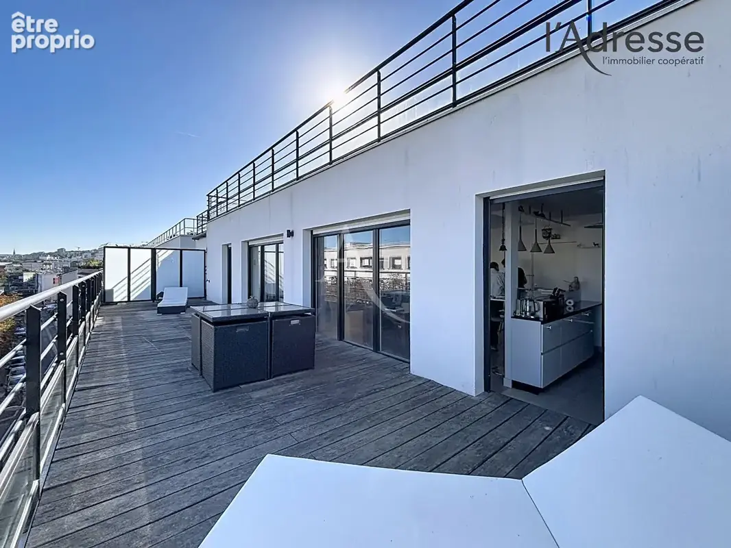 Photo Appartement à Suresnes au prix de 1 000 000€