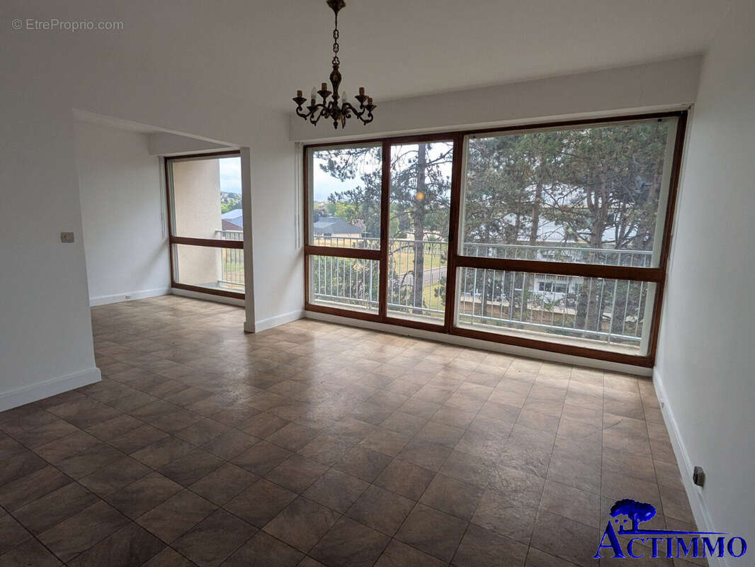 Appartement à JOIGNY