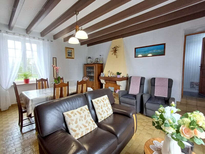 Maison à BESNEVILLE