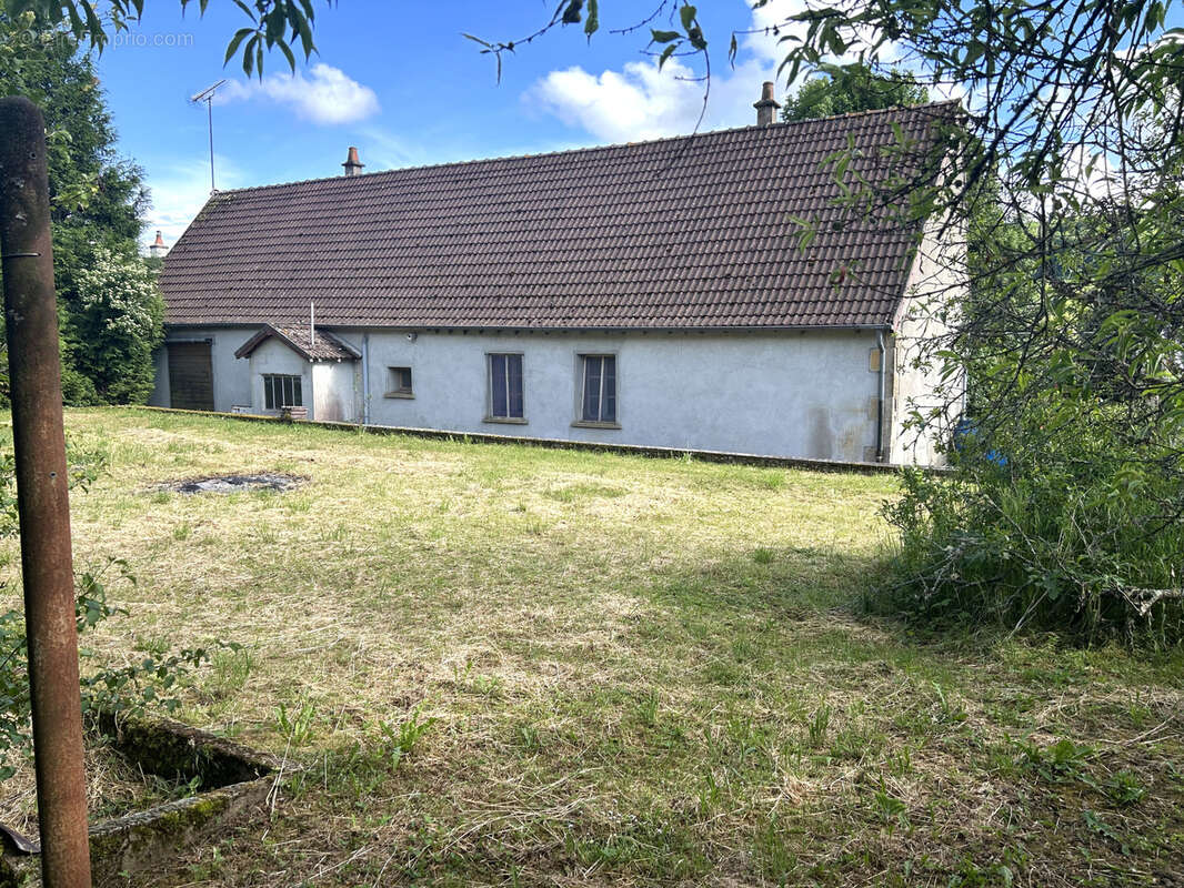 Deux habitations entre guerigny et premery - photo 3