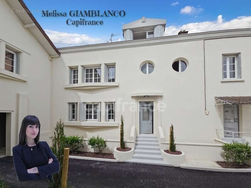 Maison de ville à vendre avec jardin et parking - photo 2