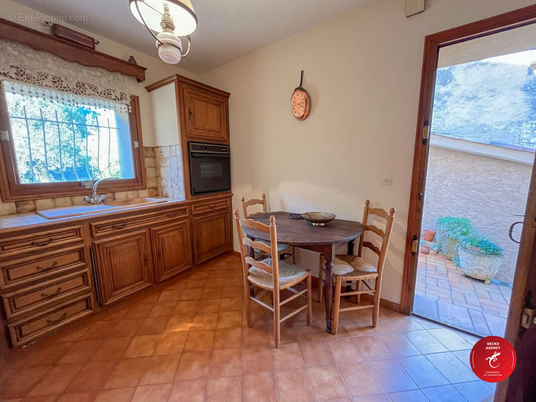 Maison à FIGANIERES