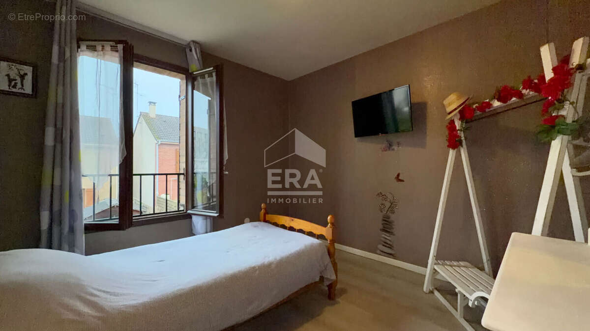 Maison à CORBEIL-ESSONNES