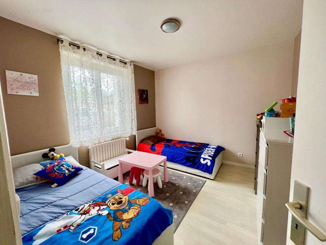 Appartement à FOURCHAMBAULT