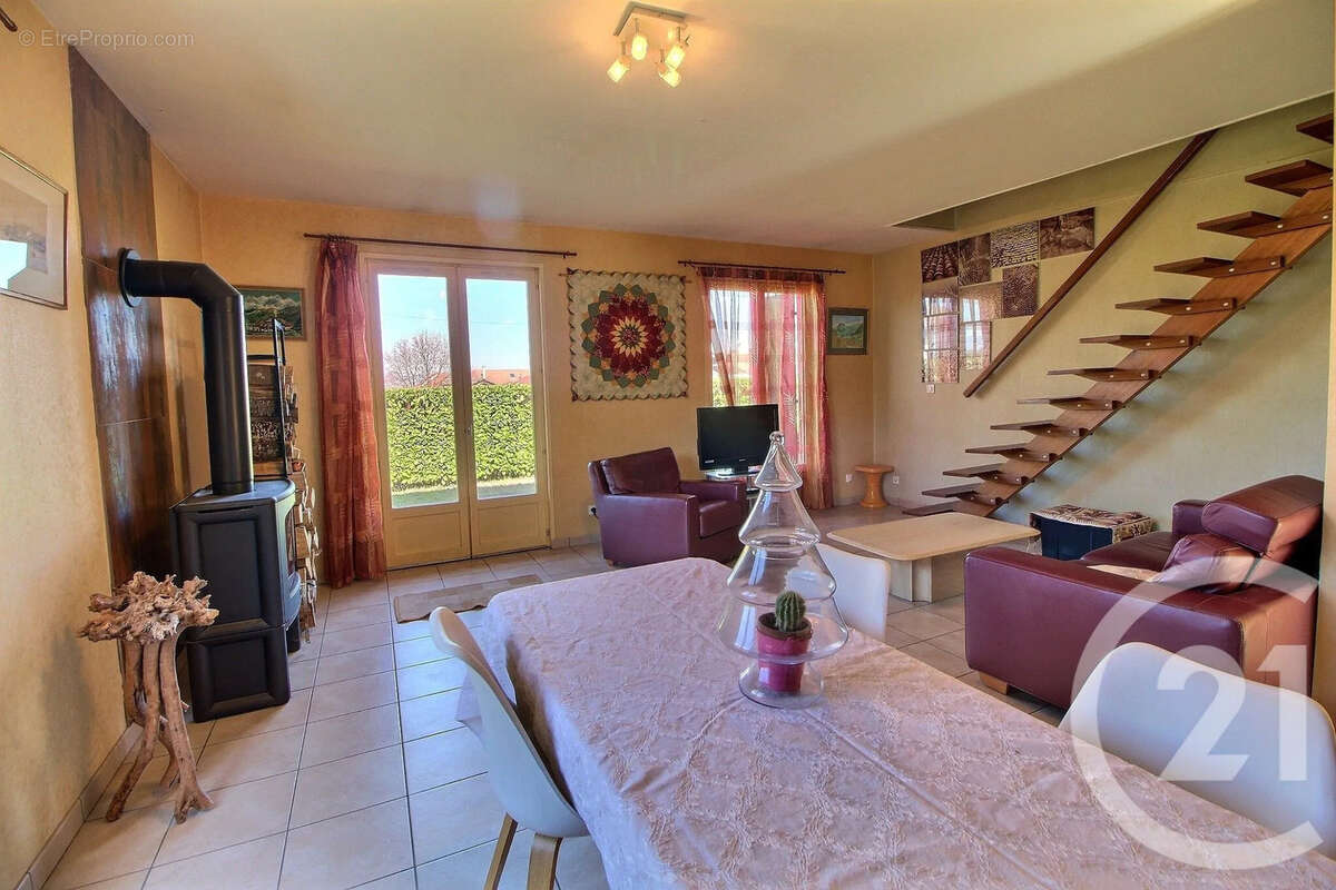 Maison à MAXILLY-SUR-LEMAN