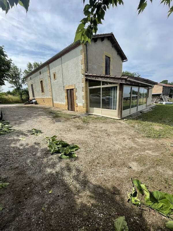 Maison en pierres à la campagne, proche de Bergerac - photo 3