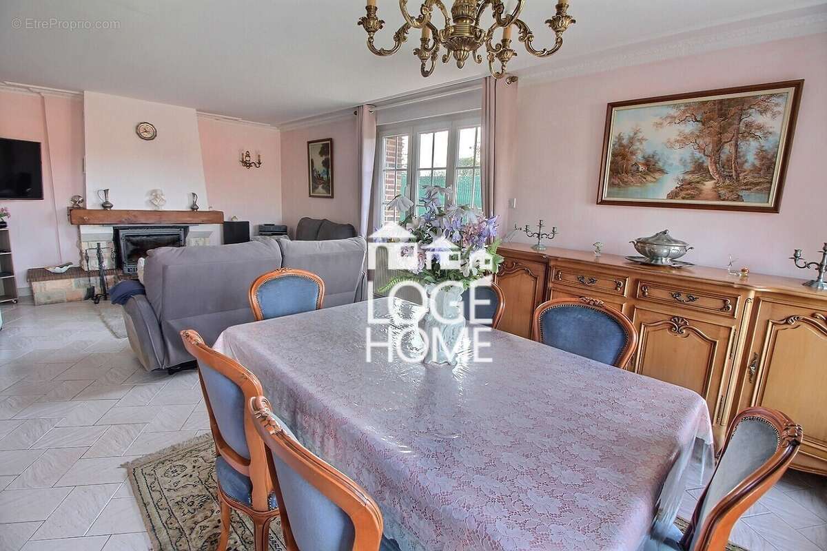 Maison à BRUAY-LA-BUISSIERE