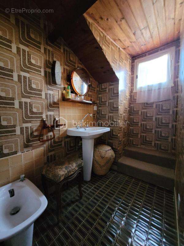 Maison à LA SALVETAT-SAINT-GILLES