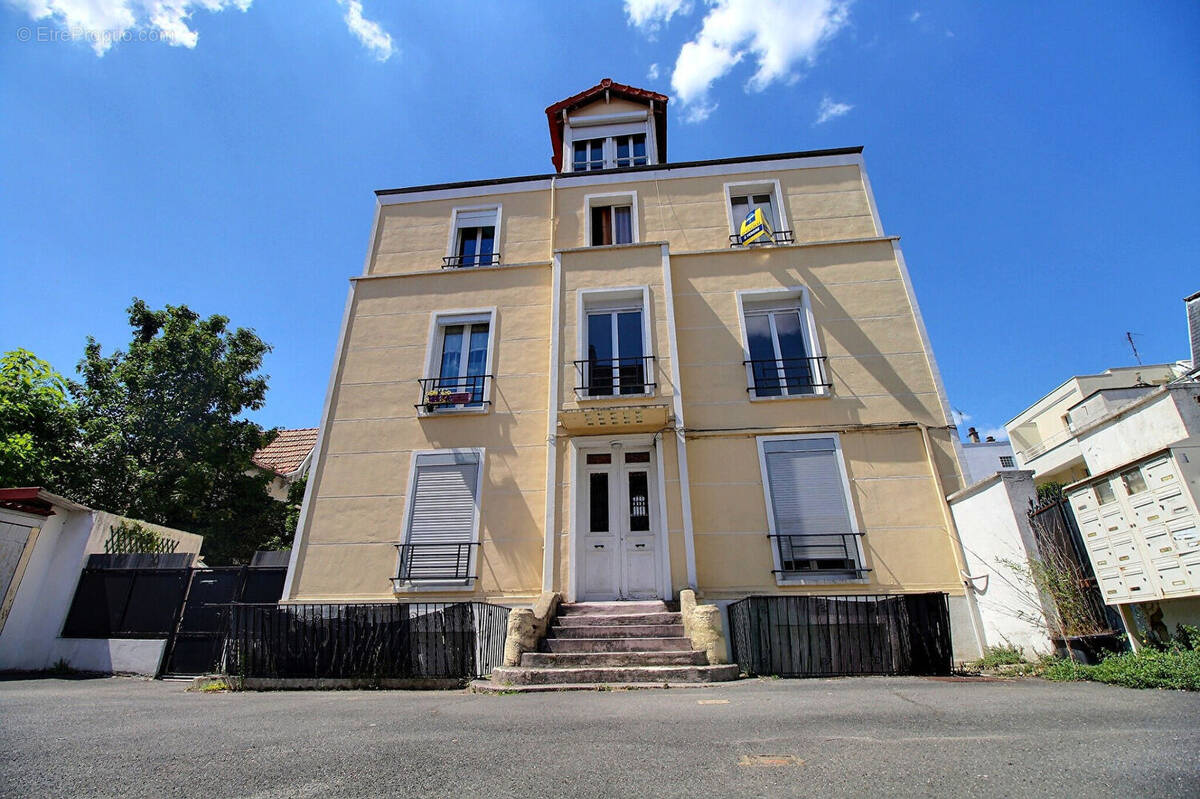 Appartement à BOIS-COLOMBES