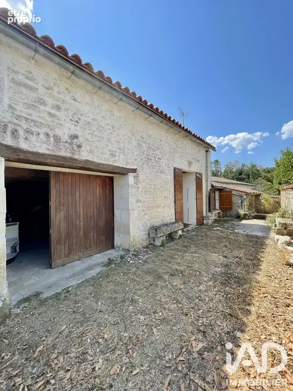 Photo 1 - Maison à SAINT-PORCHAIRE