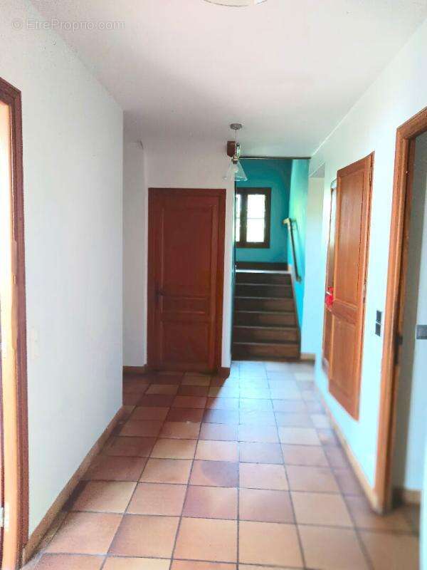 Cahors 46000 Cabessut, maison 170 m2, 4 chambres avec terrasse et jardin - photo 8