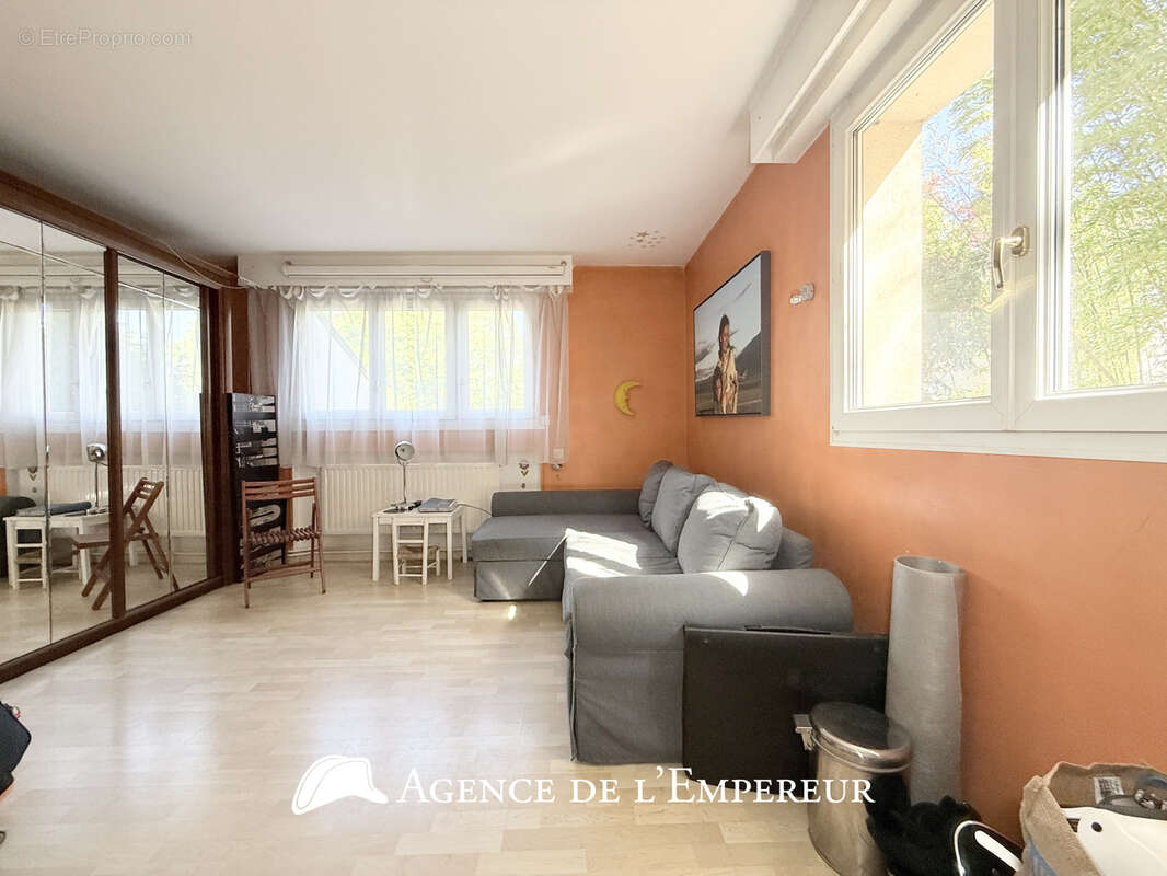 Appartement à RUEIL-MALMAISON