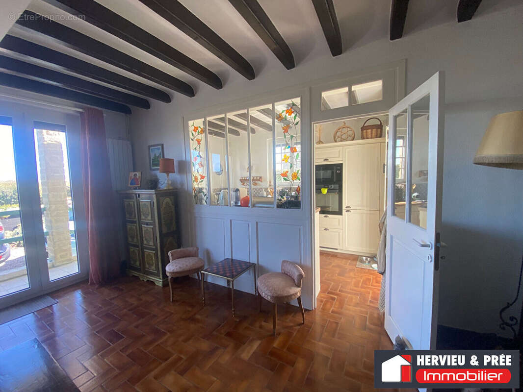 Maison à OUISTREHAM