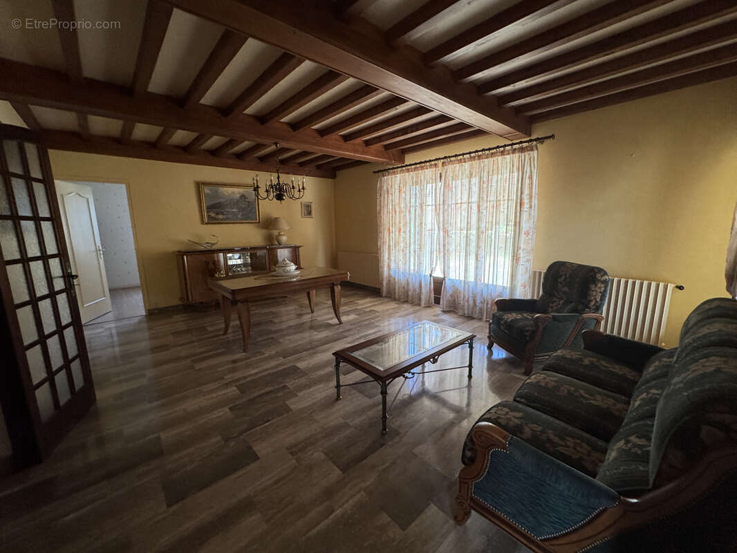 Maison à LE PEAGE-DE-ROUSSILLON