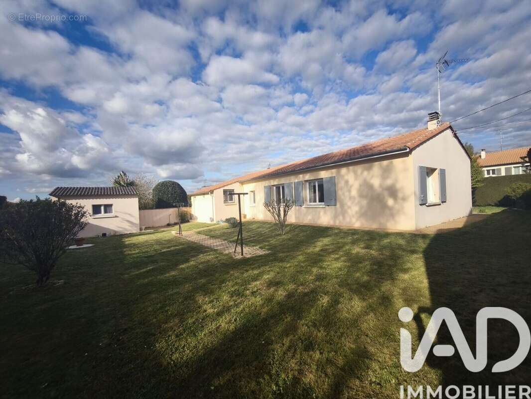 Photo 4 - Maison à ECHIRE