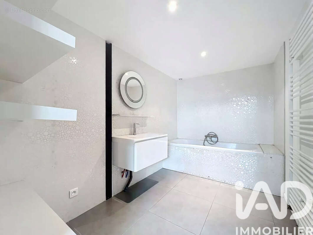 Photo 6 - Commerce à ROUBAIX