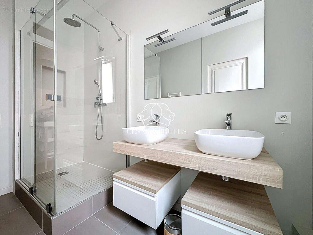 Appartement à LYON-5E