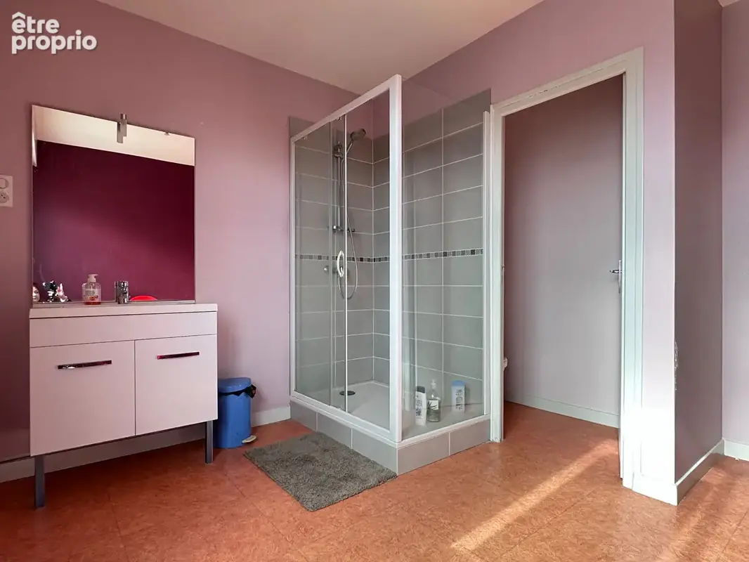 Appartement 150 m2 quartier Bussatte, Bureau ou loft - photo 2