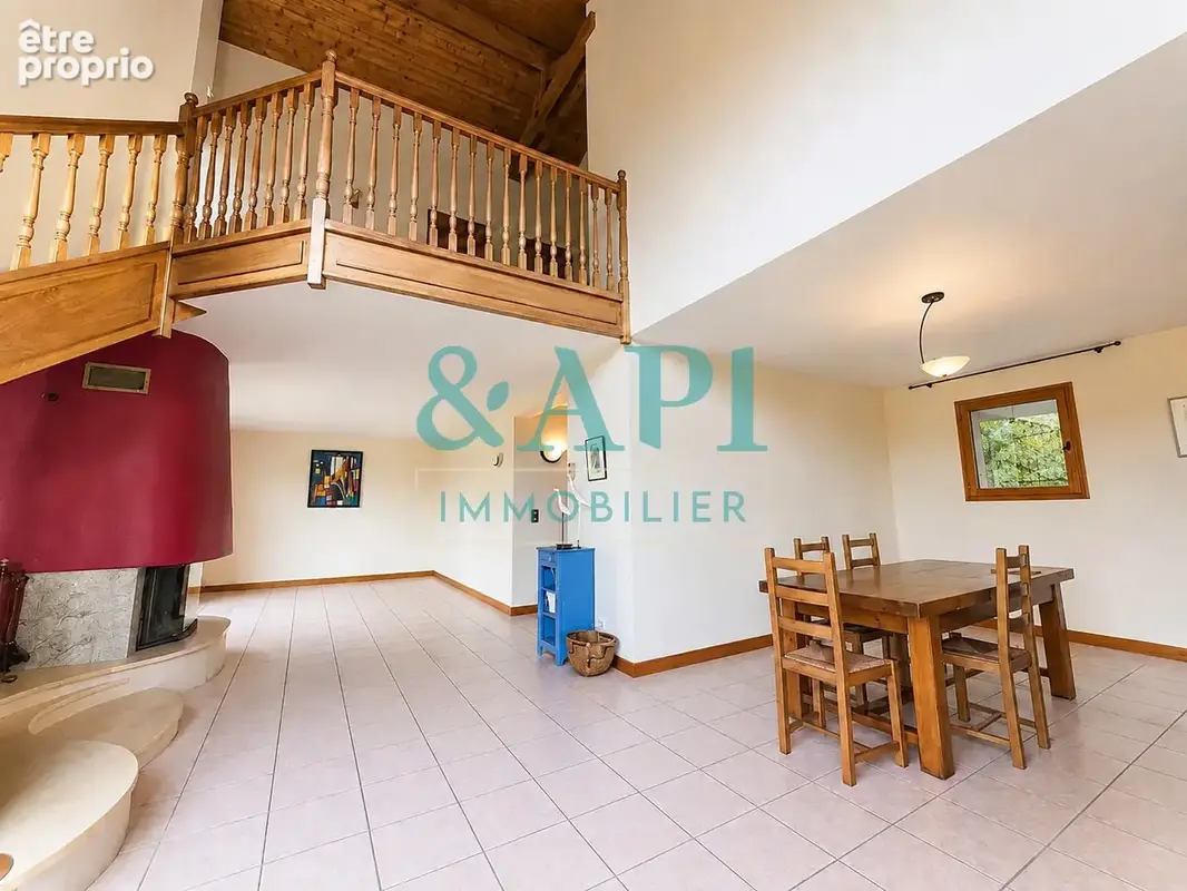 PERRIGNIER  Maison familiale avec T2 indépendant - photo 5