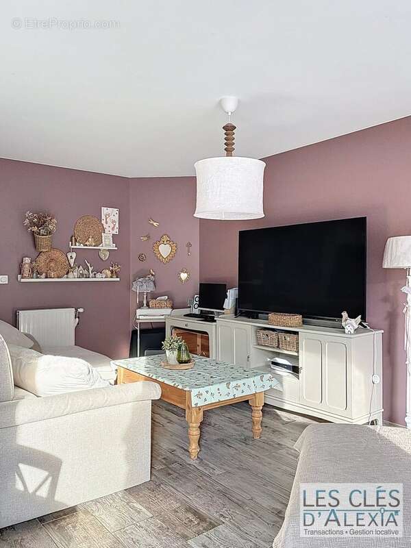 Appartement à LOIRE-SUR-RHONE