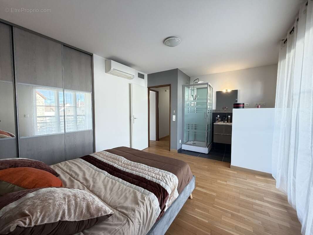 Maison à CHAMPIGNY-SUR-MARNE