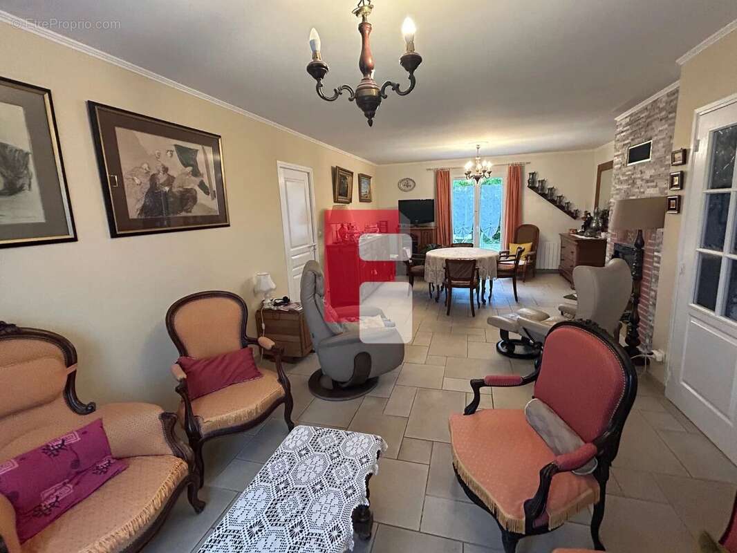 Maison à LUSIGNY-SUR-BARSE