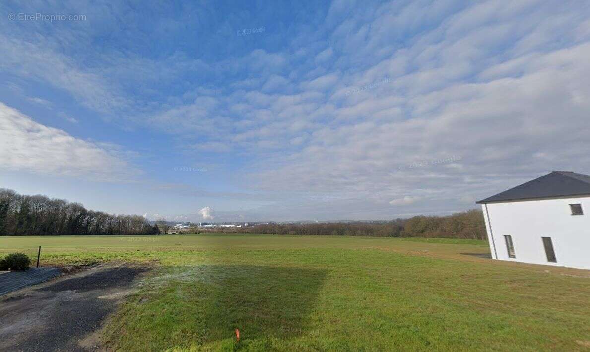 Terrain à LAMBALLE