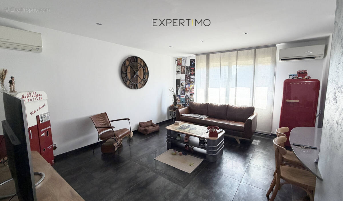 Appartement à LA TRONCHE
