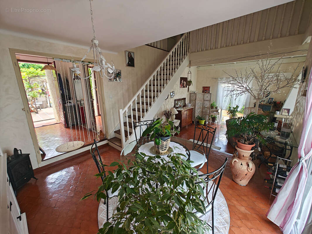 Maison à SOLLIES-VILLE