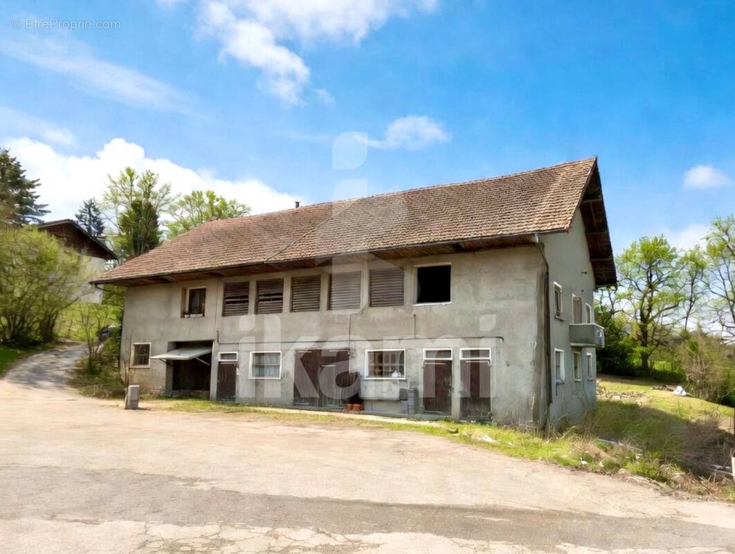 Maison à GROISY