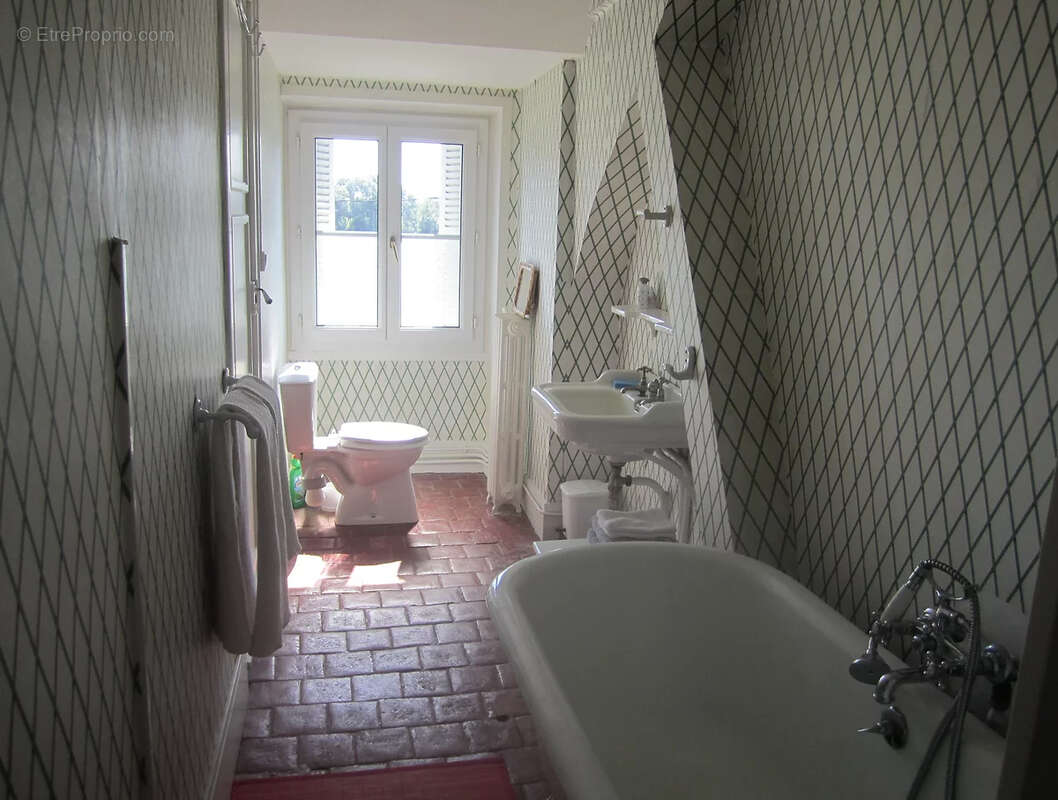 Maison à NOYERS-SUR-CHER