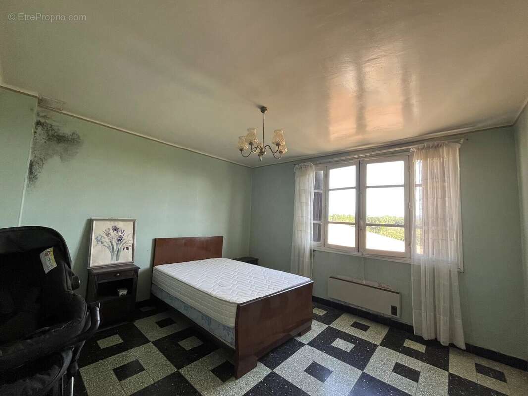 Maison à PEYRIAC-MINERVOIS